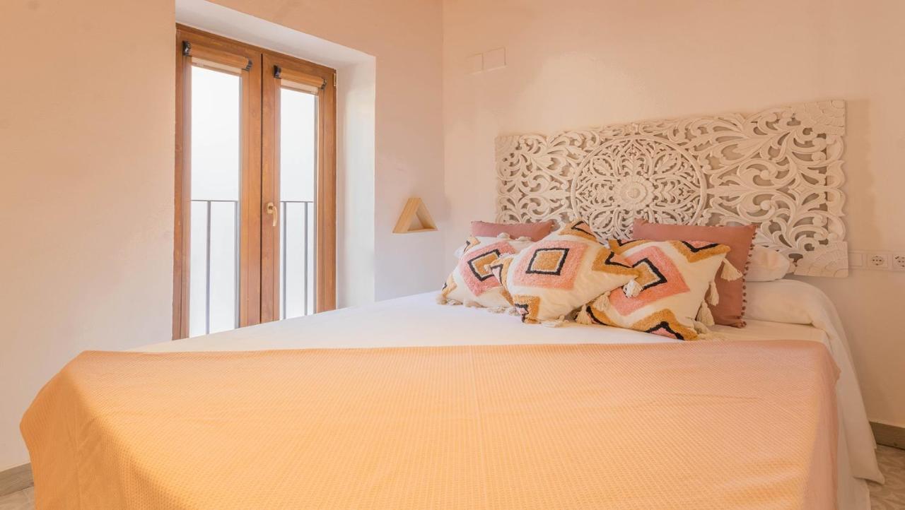 Apartamentos Miguel De Cervantes Centro Cordoba Luaran gambar