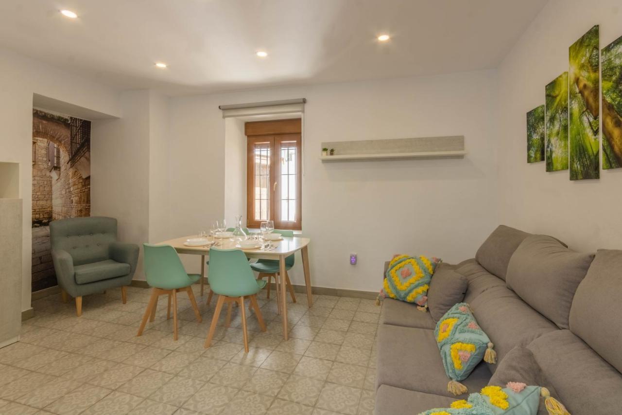 Apartamentos Miguel De Cervantes Centro Cordoba Luaran gambar