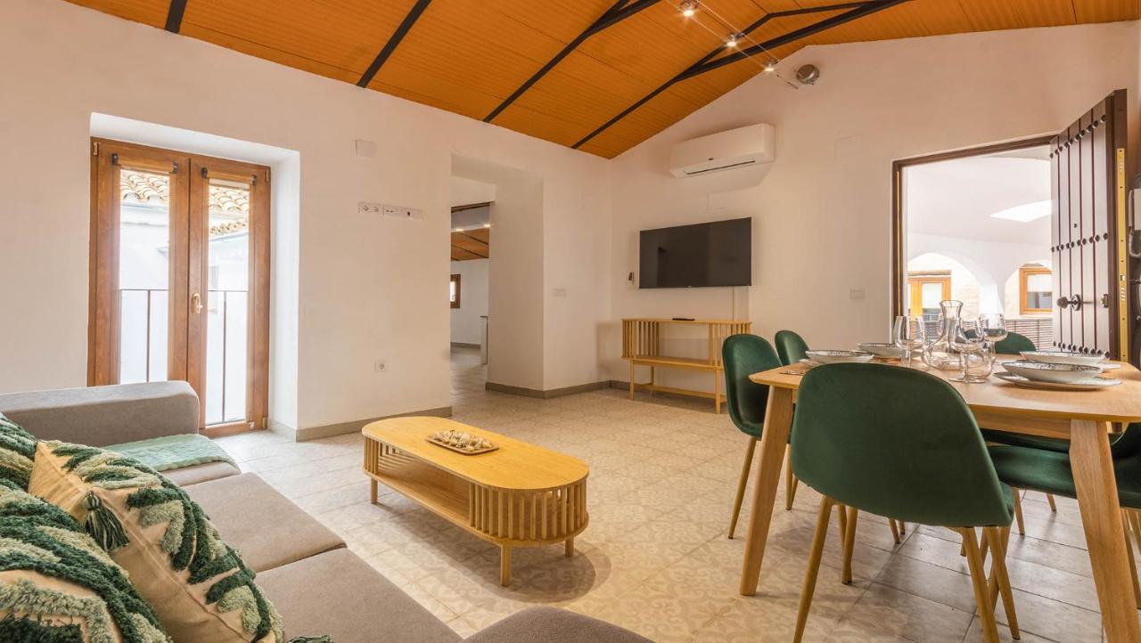 Apartamentos Miguel De Cervantes Centro Cordoba Luaran gambar