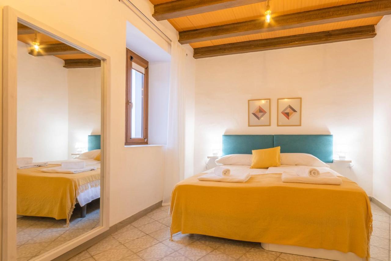 Apartamentos Miguel De Cervantes Centro Cordoba Luaran gambar
