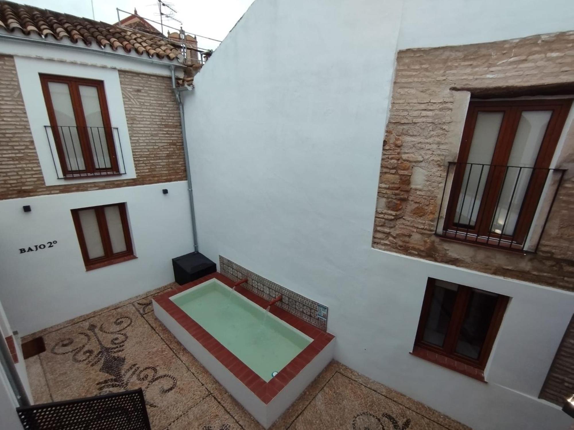 Apartamentos Miguel De Cervantes Centro Cordoba Luaran gambar