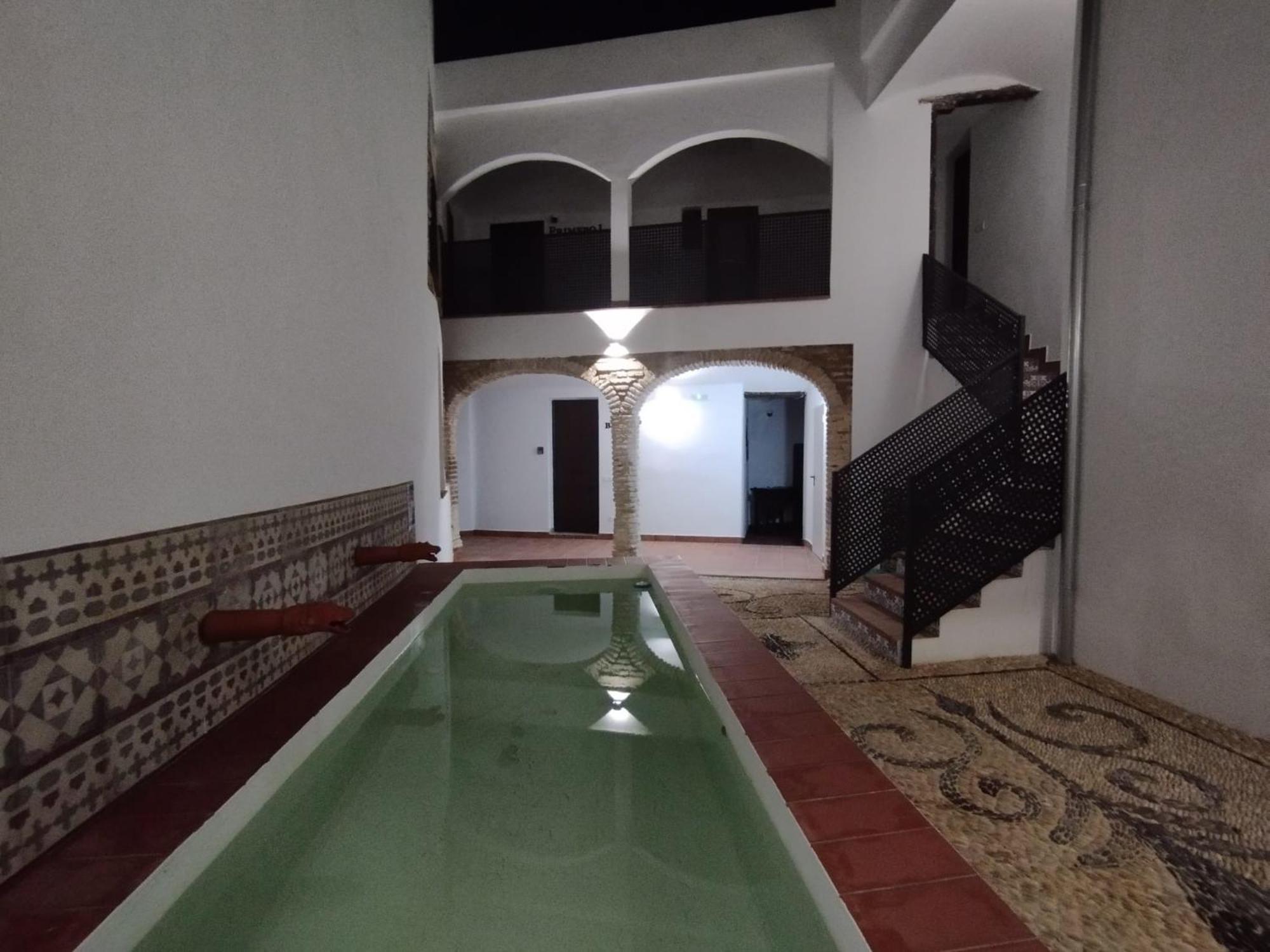 Apartamentos Miguel De Cervantes Centro Cordoba Luaran gambar