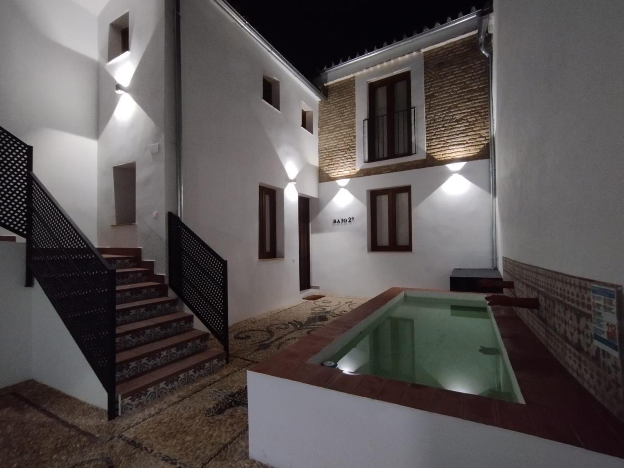Apartamentos Miguel De Cervantes Centro Cordoba Luaran gambar