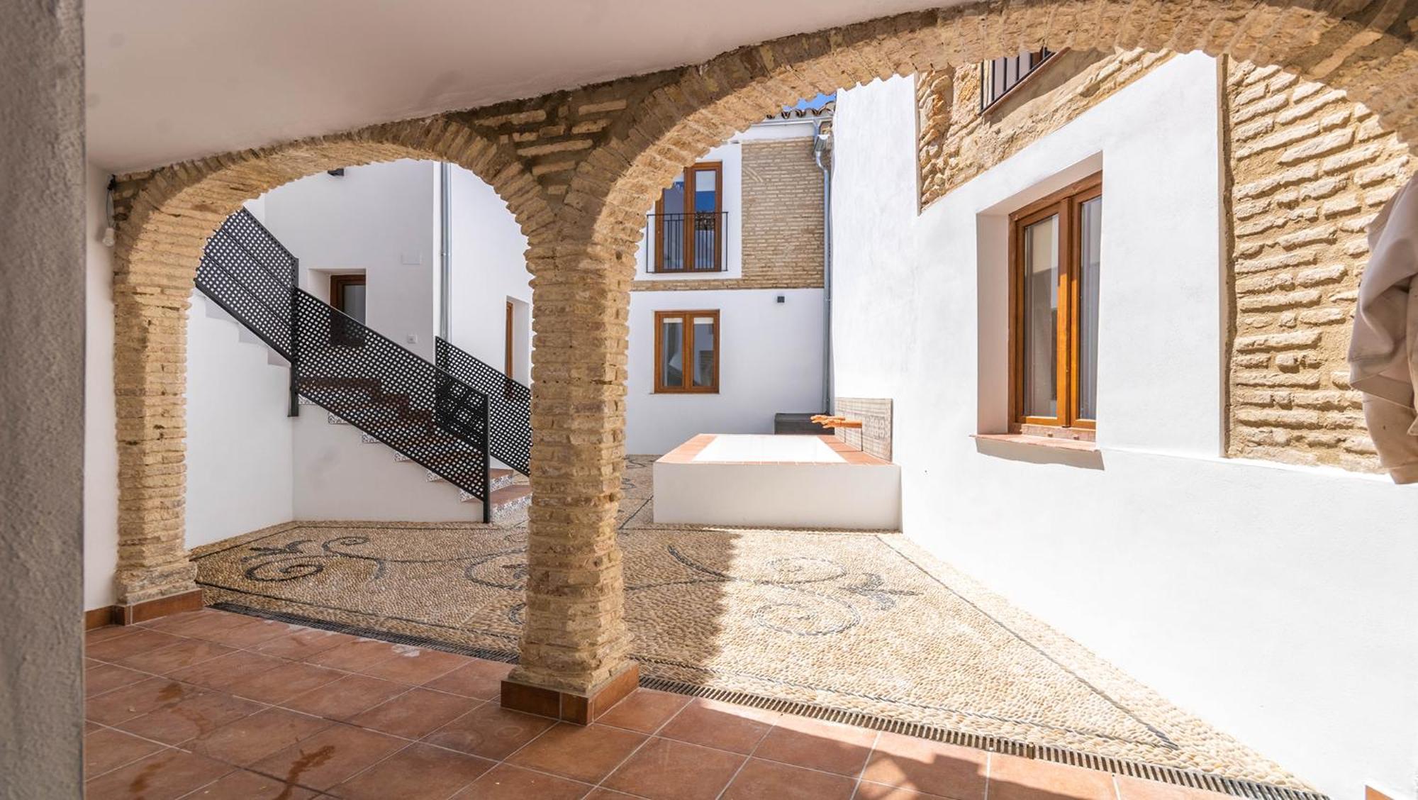 Apartamentos Miguel De Cervantes Centro Cordoba Luaran gambar