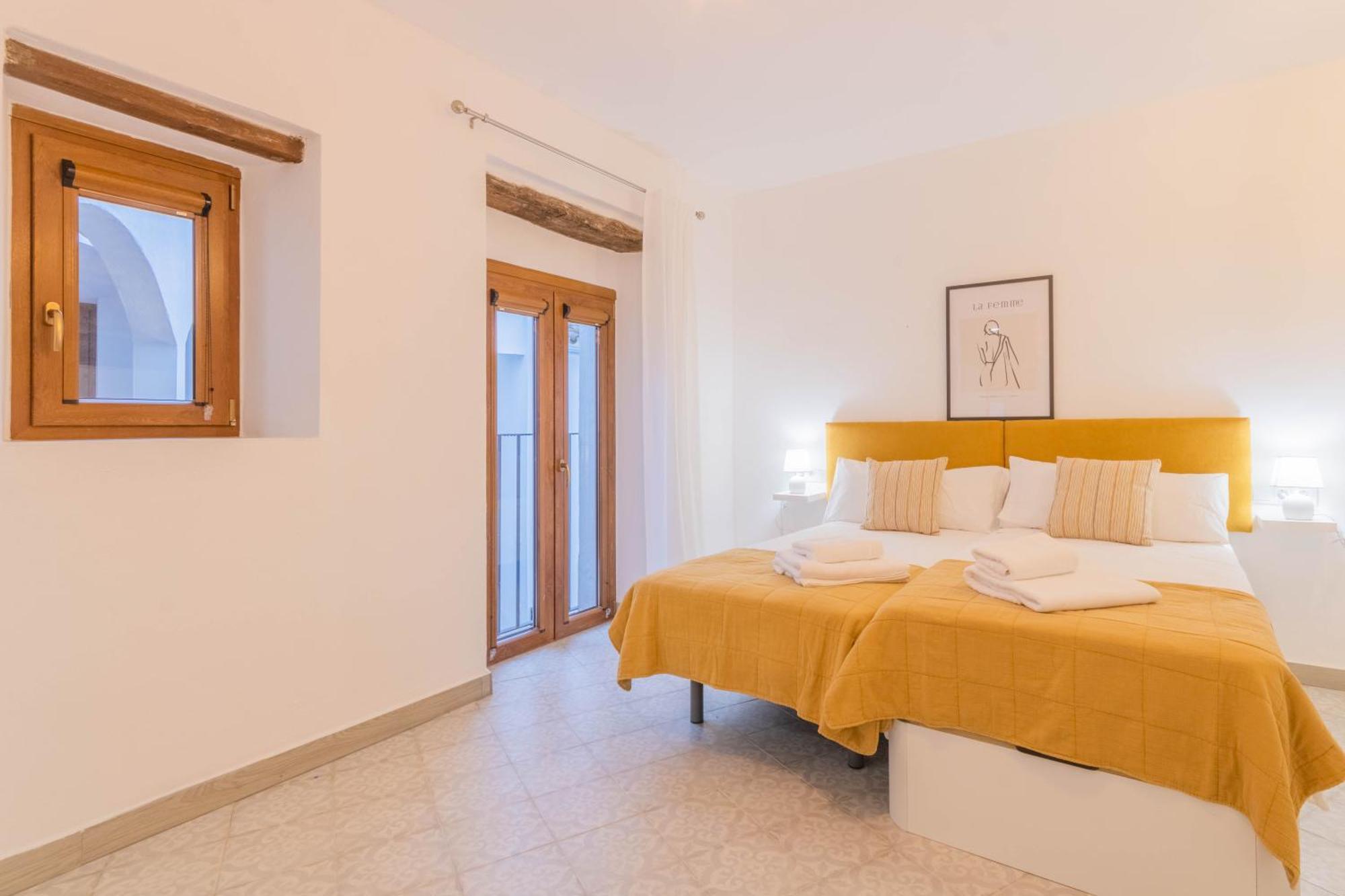 Apartamentos Miguel De Cervantes Centro Cordoba Luaran gambar