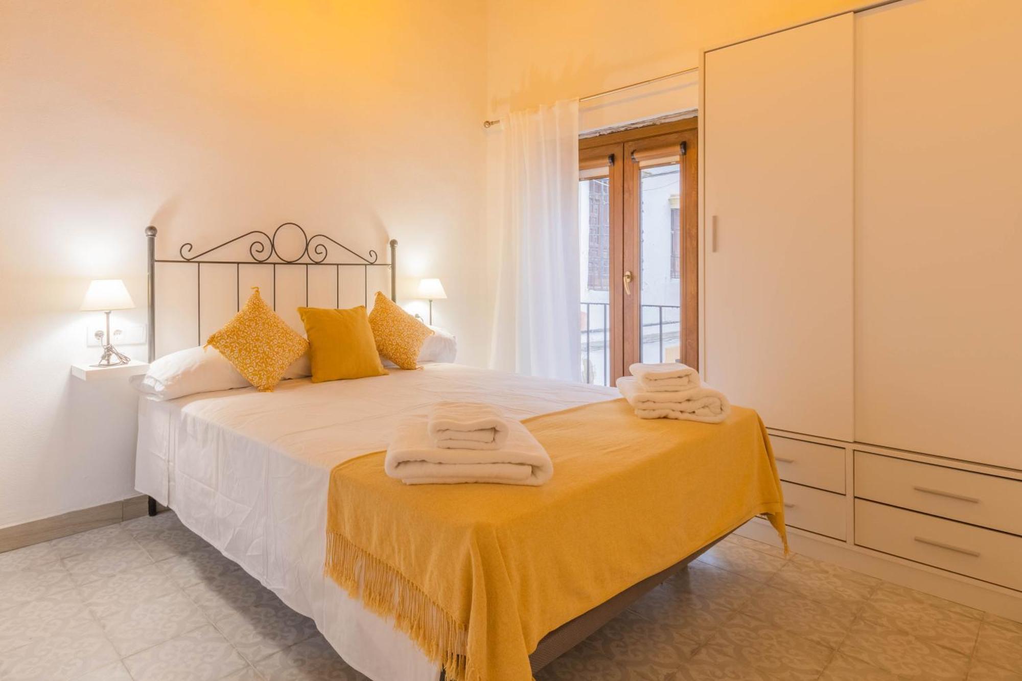 Apartamentos Miguel De Cervantes Centro Cordoba Luaran gambar