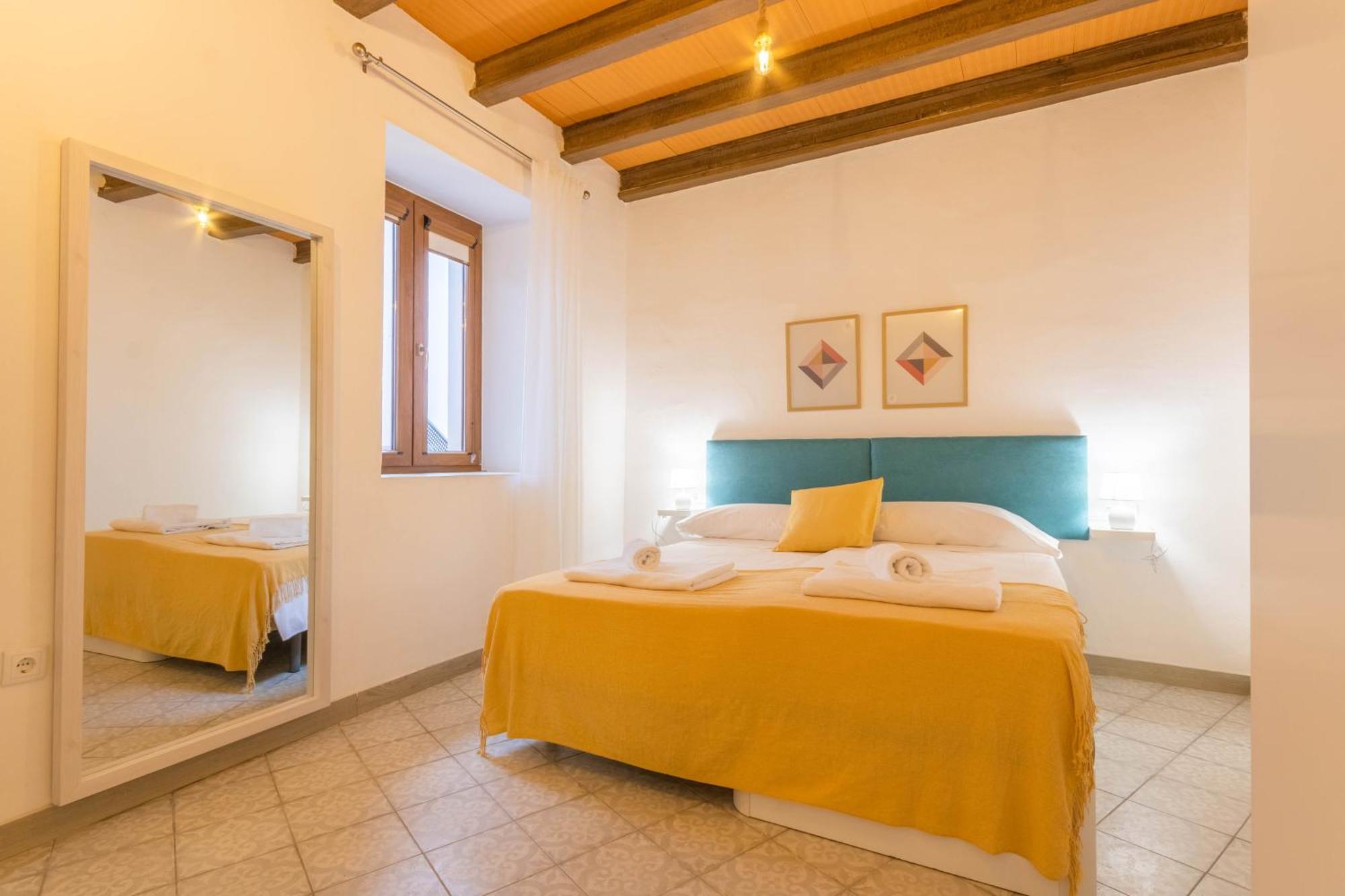 Apartamentos Miguel De Cervantes Centro Cordoba Luaran gambar