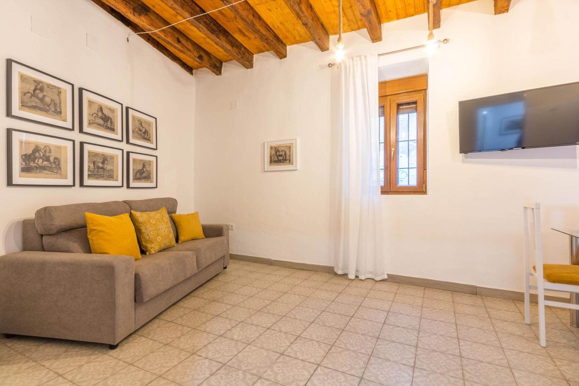 Apartamentos Miguel De Cervantes Centro Cordoba Luaran gambar