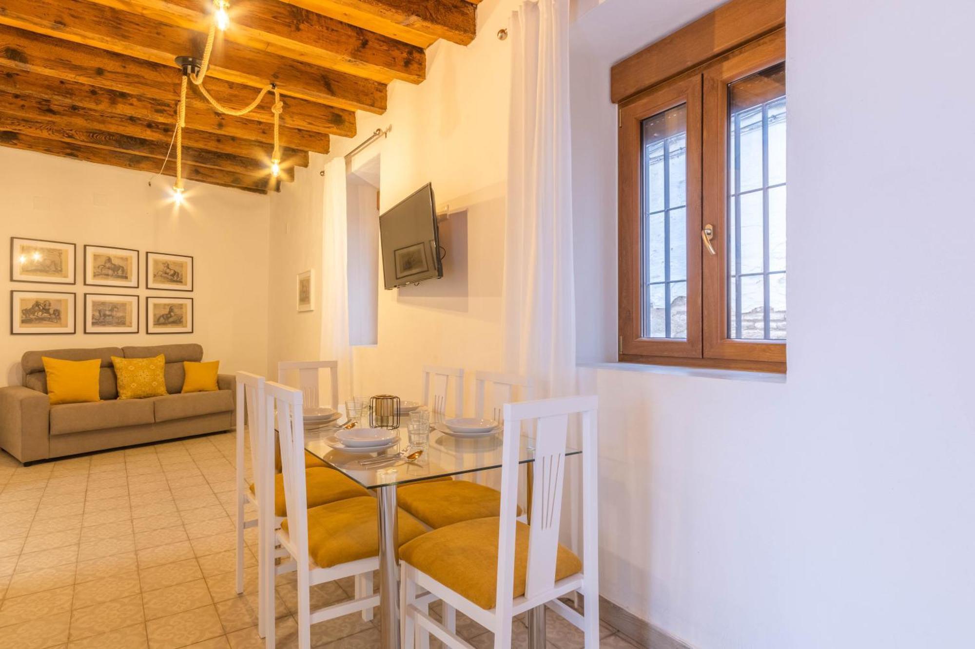Apartamentos Miguel De Cervantes Centro Cordoba Luaran gambar